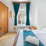 Palac -free Parking- Apartman Baska Voda