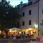 Palac -free Parking- Apartmán