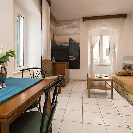 Palac -free Parking- Apartmán *