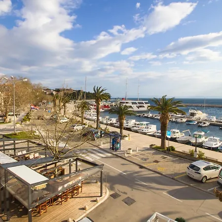 Palac -free Parking- *
