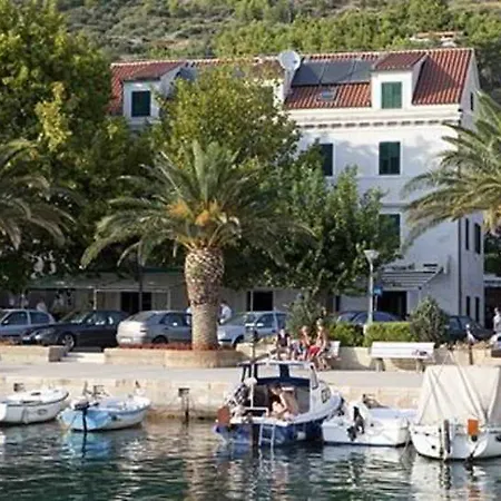 Palac -free Parking- Apartmán